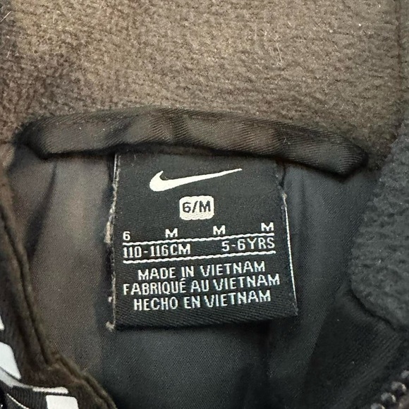 Kids Nike Hooded Puffer Jacket Boys 6M Black Full Zip Front Swoosh Logo 5-6 Year - Picture 4 of 8